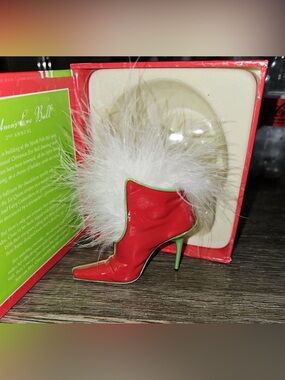 Limited Edition 2004 Red High-Heel miniature Boot. Last shoe made for JTRS.